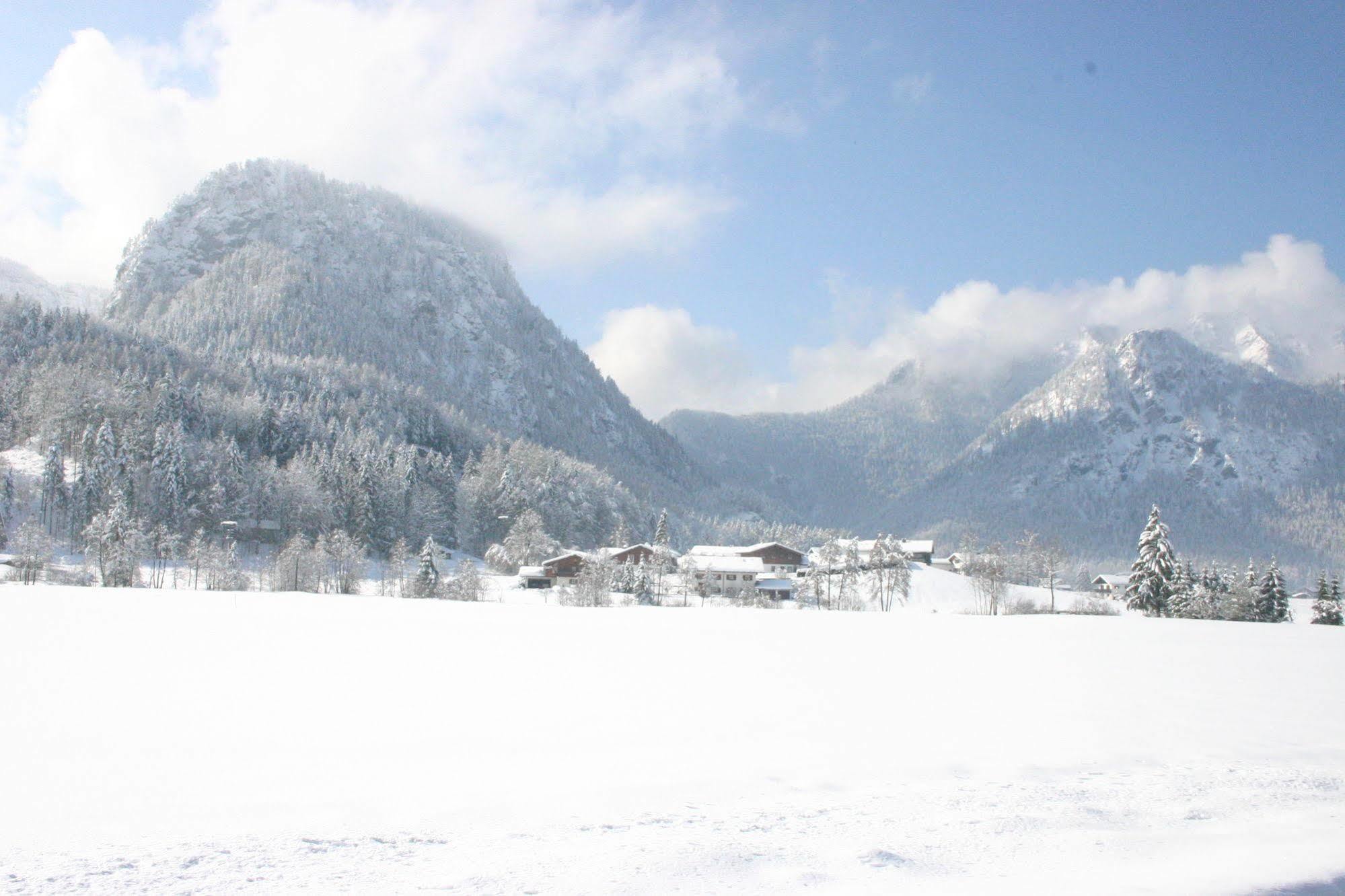 Aktivhotel & Gasthof Schmelz Ihr Urlaubs Hotel In Inzell Mit Wellness Hallenbad, Alpensauna & Dampfbad Екстериор снимка